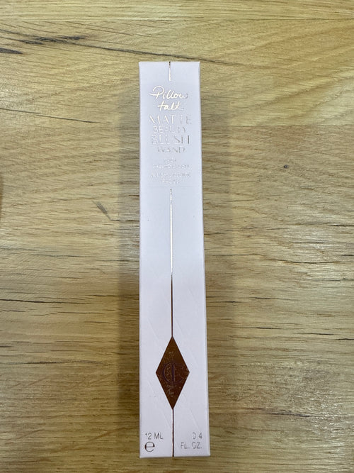 Blush liquid charlotte Tilbury pillow talk peach pop